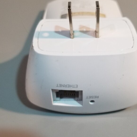 TP-Link Wifi Extender Model TL-WA850RE. 300MBPS - Picture 3 of 5